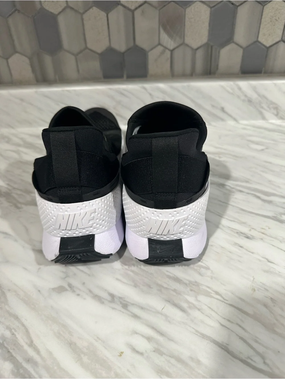 Nike Men's Black & White Slip-On Athletic Trainers